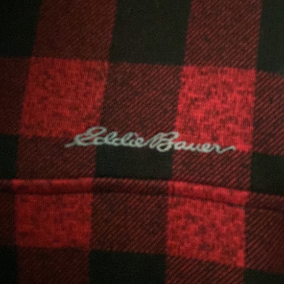 Eddie Bauer Men’s Buffalo Check Pullover - Picture 2 of 4